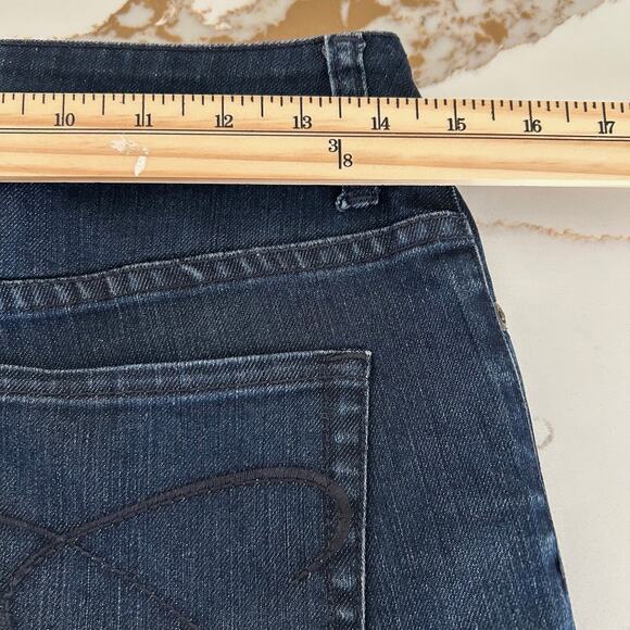 Chicos Platinum Denim Jeans SZ0 Short Classic Style Easy Wear - Picture 7 of 9